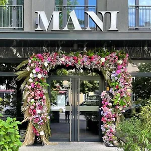 Mani 3* Berlin